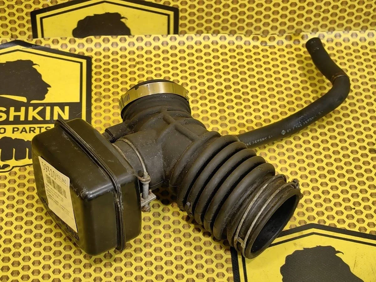 Патрубок воздушного фильтра Nissan Almera 2007 1657895F0B B10 QG16