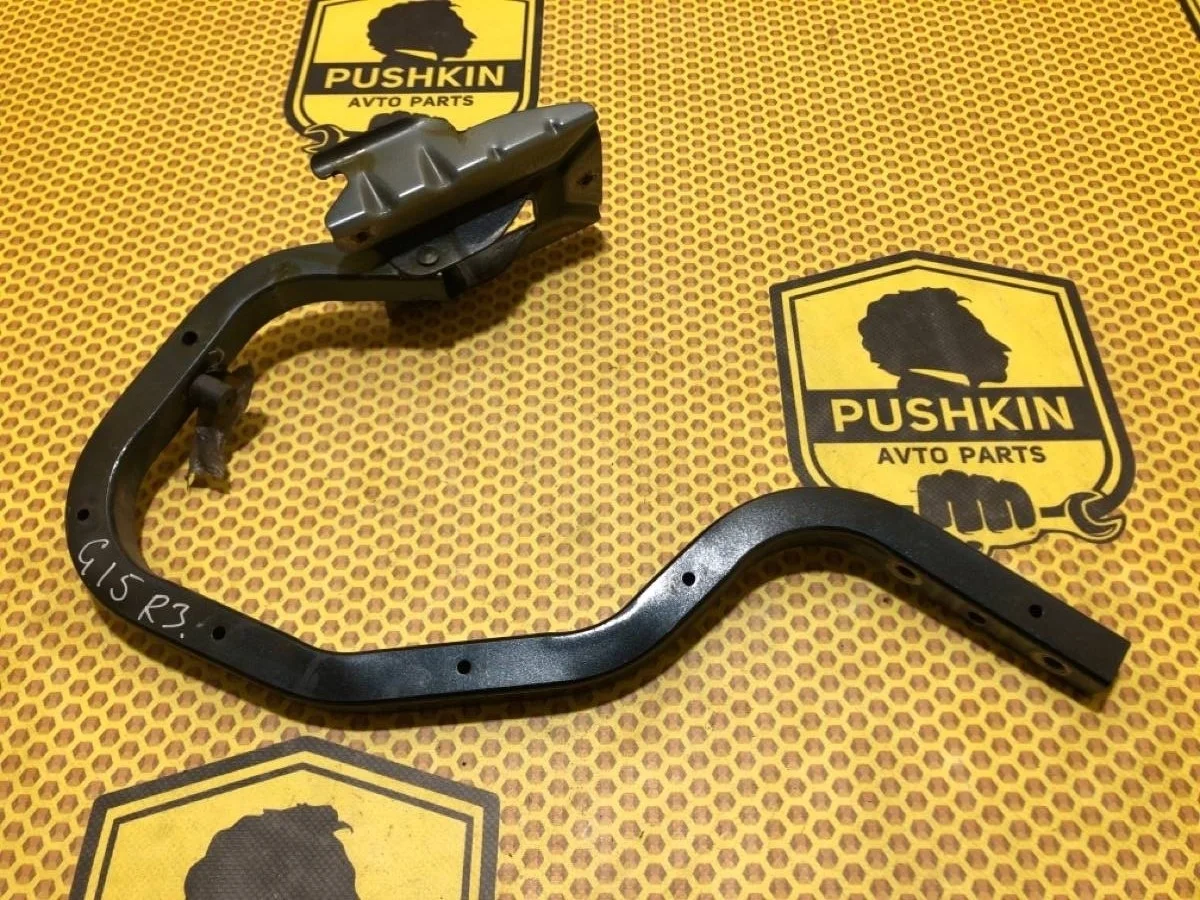 Петля багажника Nissan Almera G15 2013 84400EW000 G15RA K4M, правая