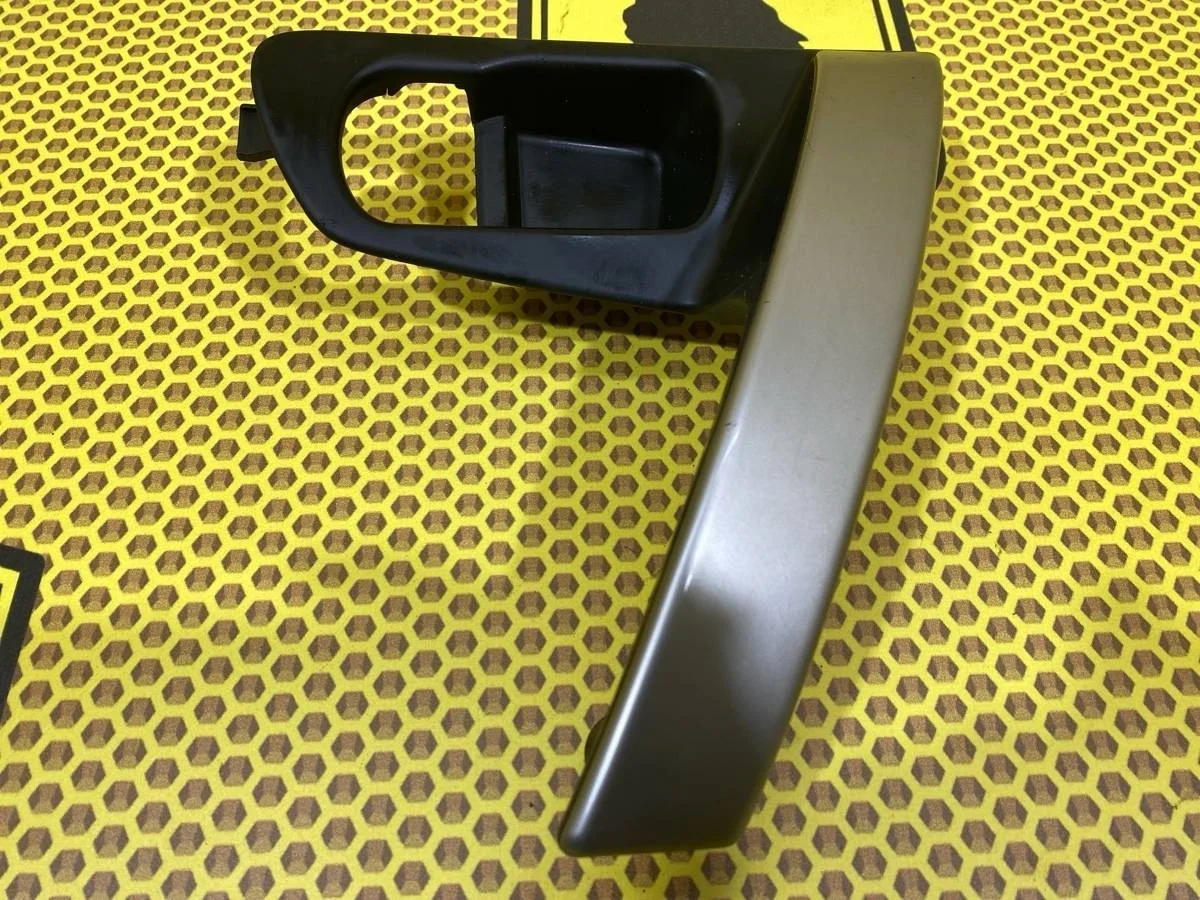 Накладка ручки двери Nissan Qashqai 2011 80951JD00D J10 MR20DE, передняя левая