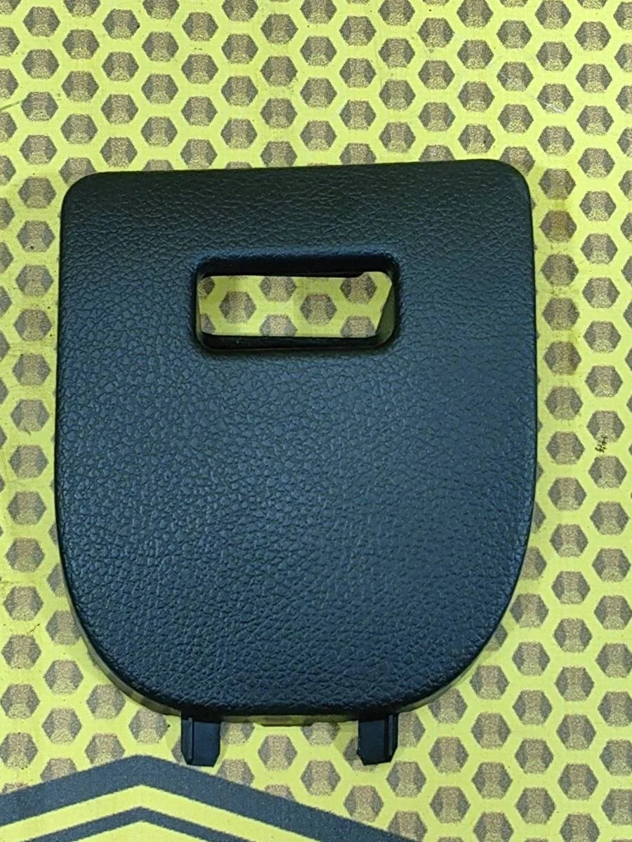 Крышка блока предохранителей салона Nissan Note 2009 689649U100 E11 CR14DE