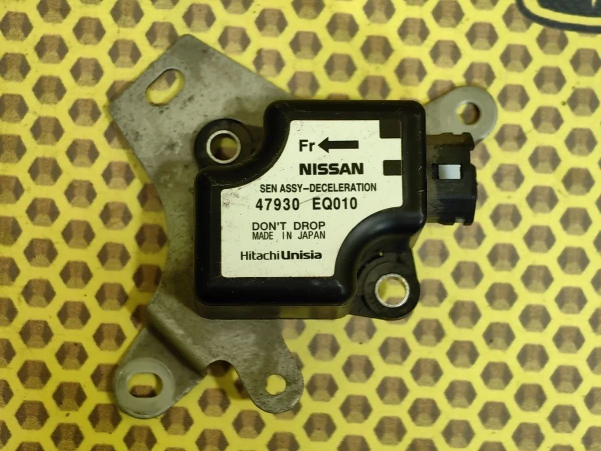 Датчик ускорения Nissan X-Trail 2005 47930EQ010 T30 QR20DE
