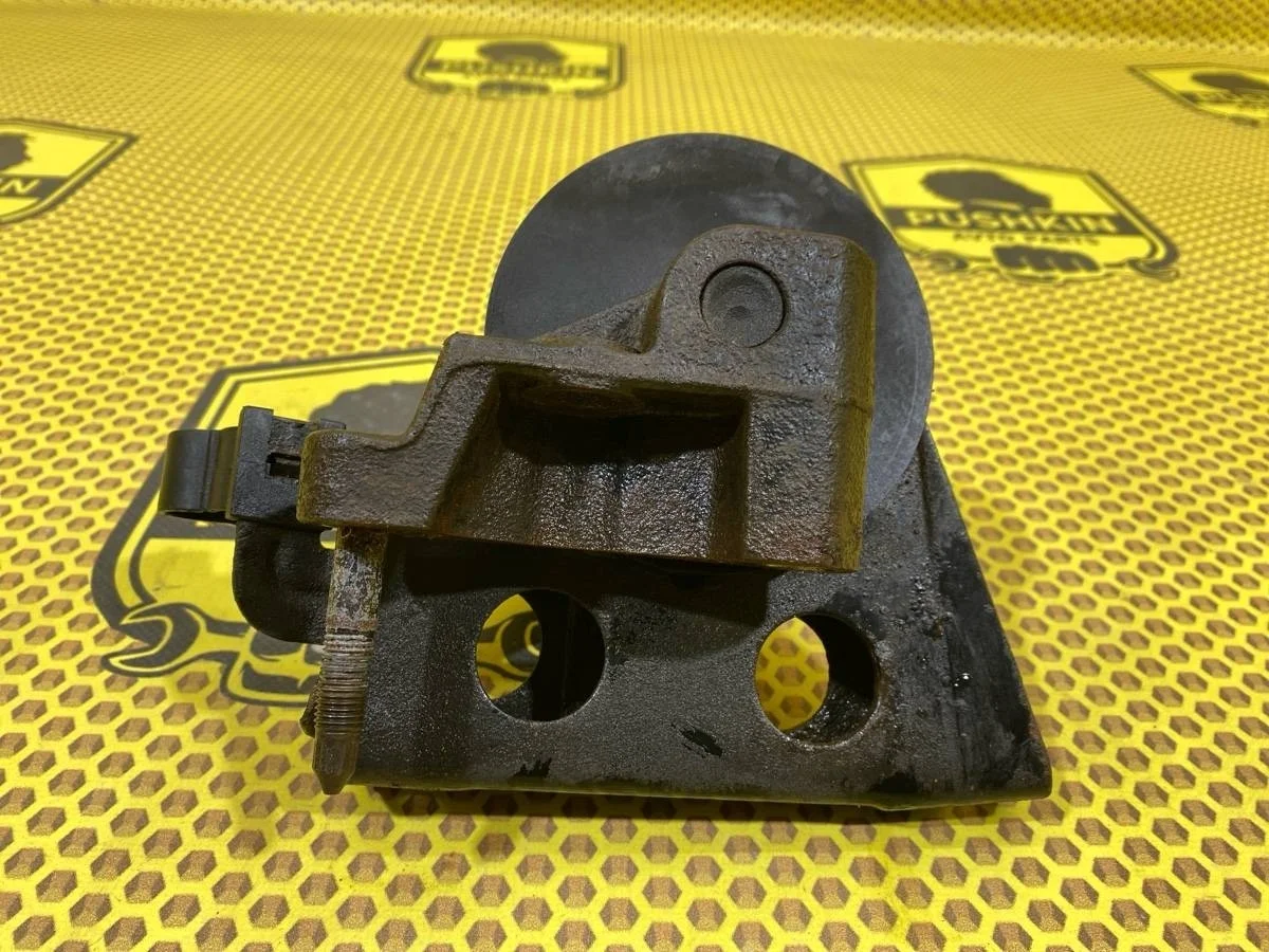 Опора двигателя Nissan X-Trail 2005 112108H305 T30 QR20DE, правая