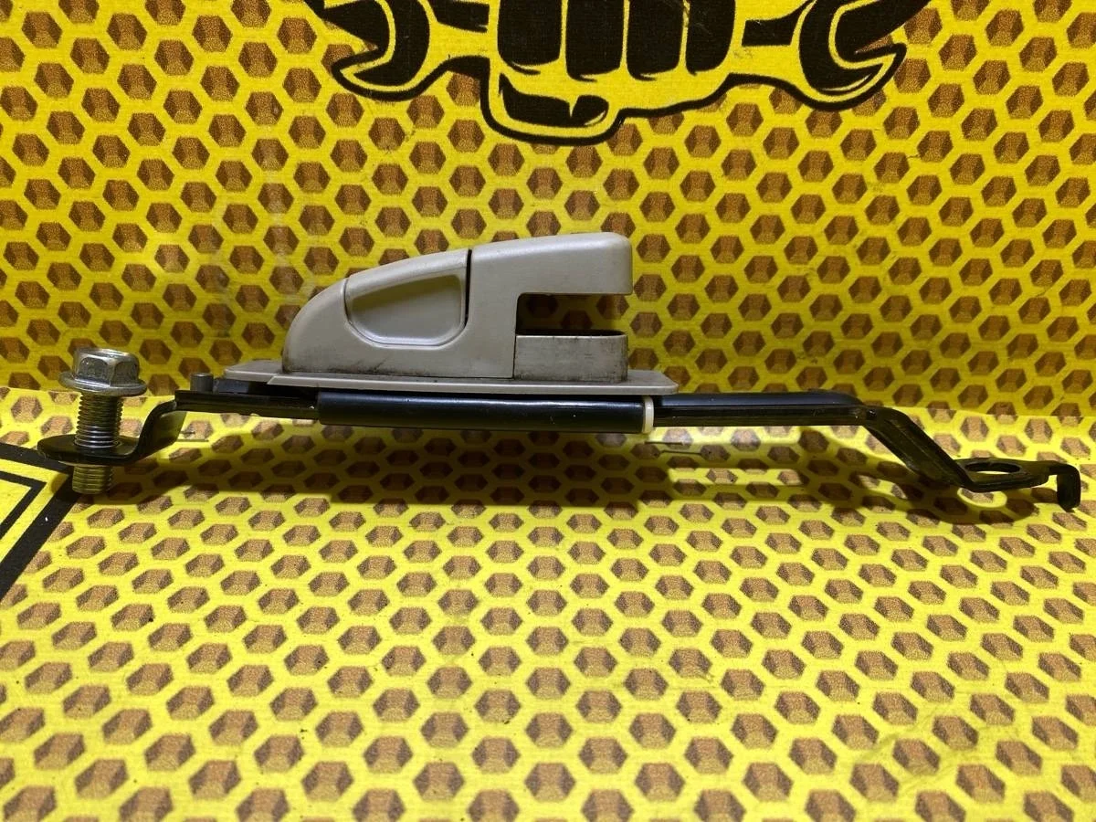 Механизм регулировки ремня Nissan X-Trail 2008 87824JG000 T31 QR25DE, передний правый