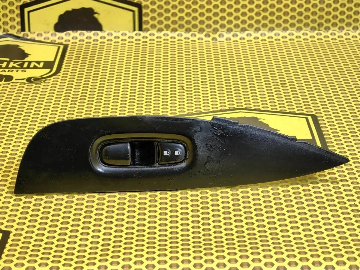 Кнопка стеклоподъемника Nissan Qashqai 2014 254014EA1A J11 MR20DD, передняя правая