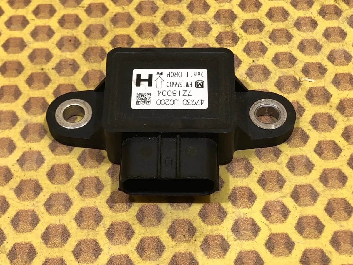 Датчик ускорения Nissan X-Trail 2008 47930JG200 T31 MR20DE