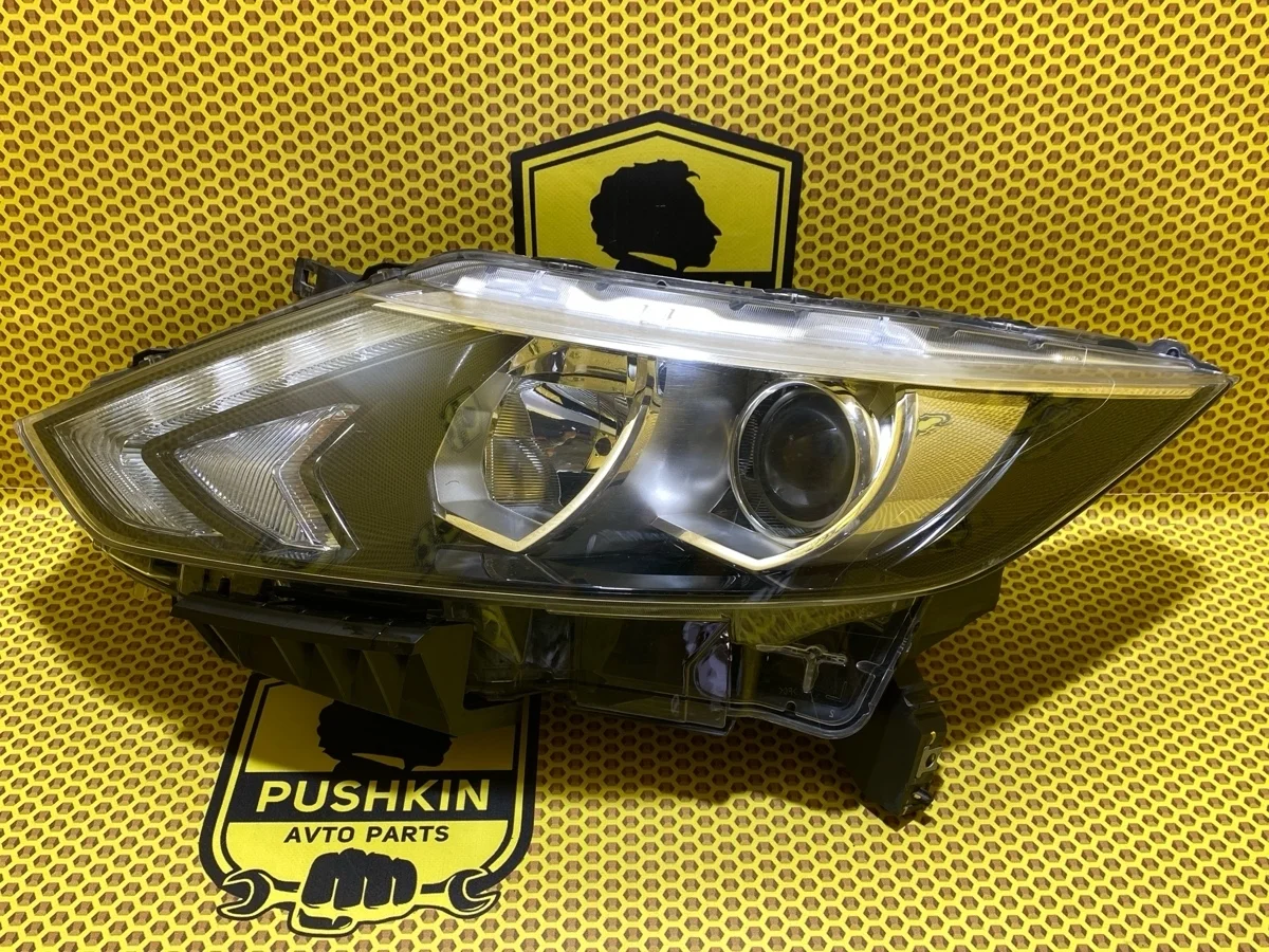Фара Nissan Qashqai 2017 260604EH1A J11 MR20DD, левая