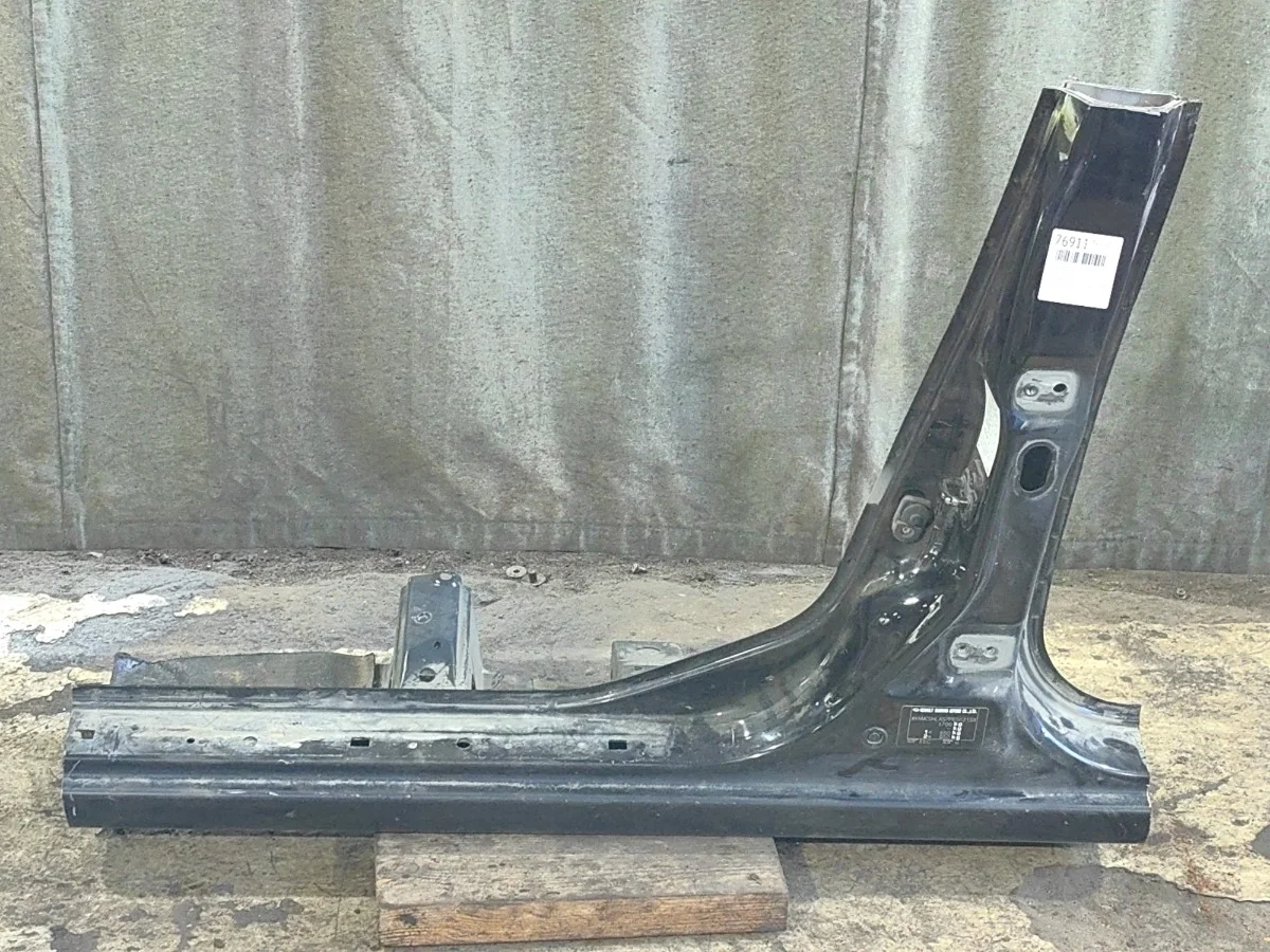 Часть кузова стойка с порогом Nissan Almera 2007 7601095F0B B10 QG16, передний правый