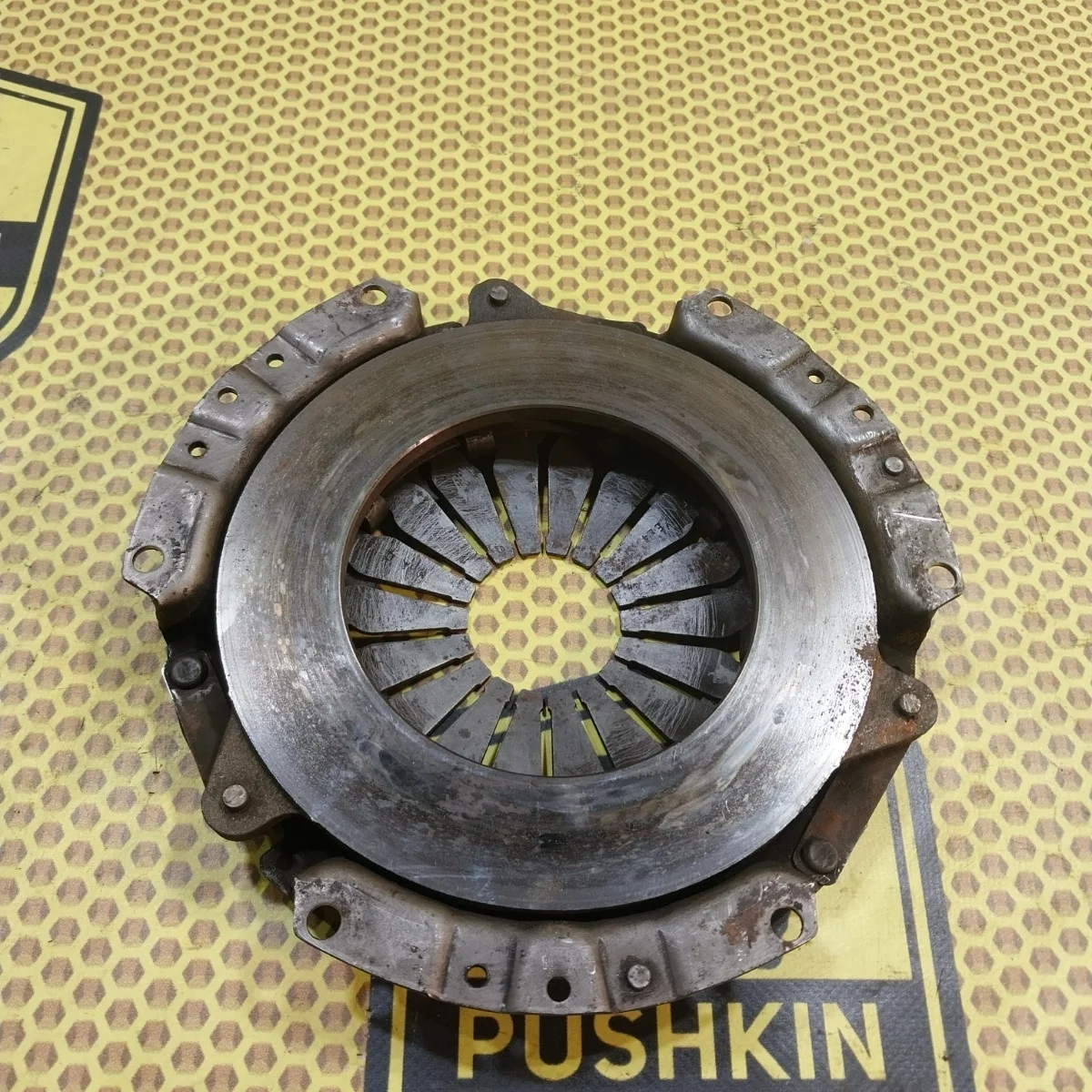 Корзина сцепления Nissan Almera 2005 30210BM400 N16 QG15