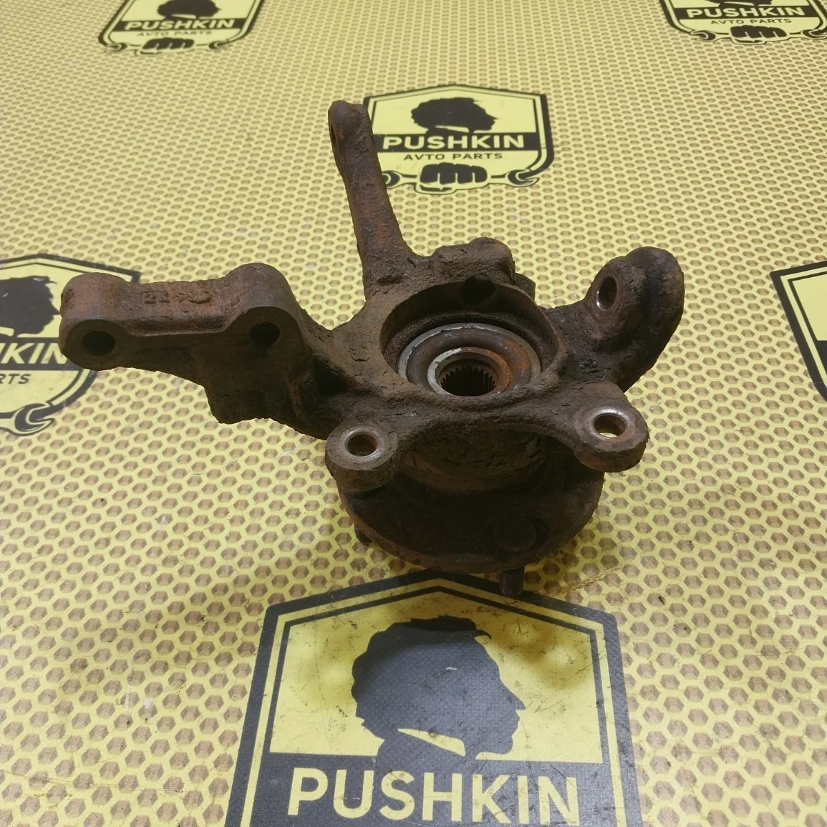 Кулак поворотный цапфа Nissan Almera 2005 400144M400 N16, передний правый