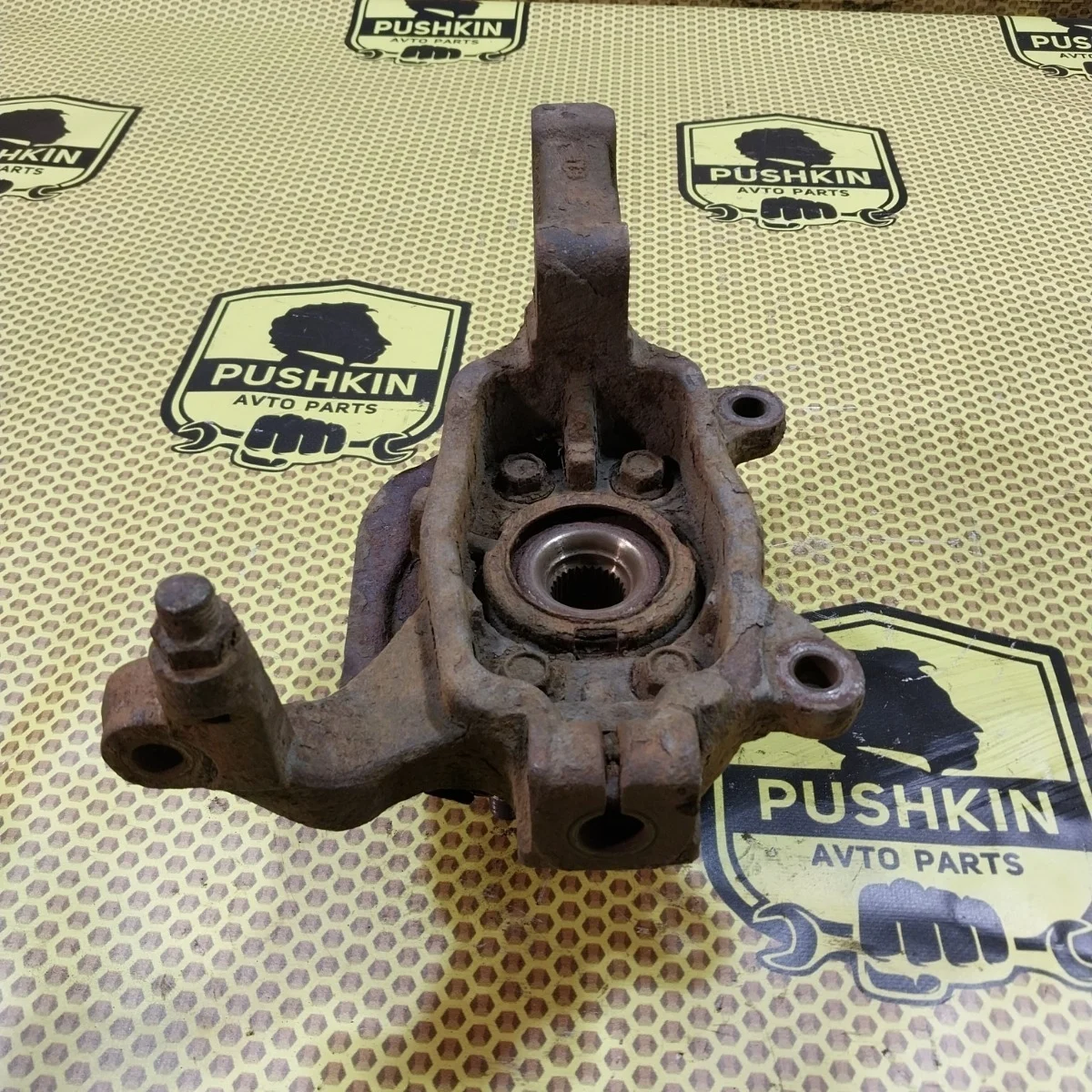 Кулак поворотный цапфа Nissan Murano 2005 40014CN000 Z50 VQ, передний правый