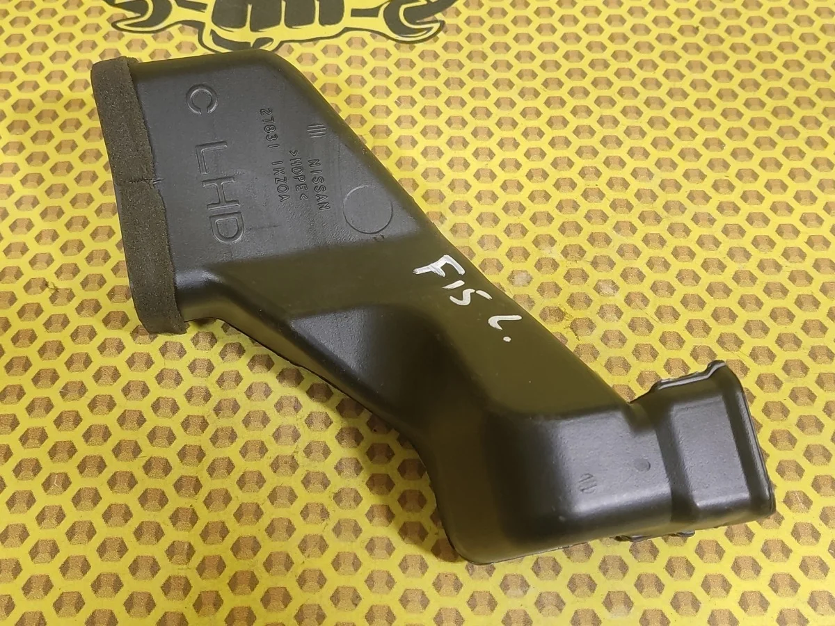 Воздуховод отопителя верхний Nissan Juke 2013 278311KZ0A F15 HR16DE, левый