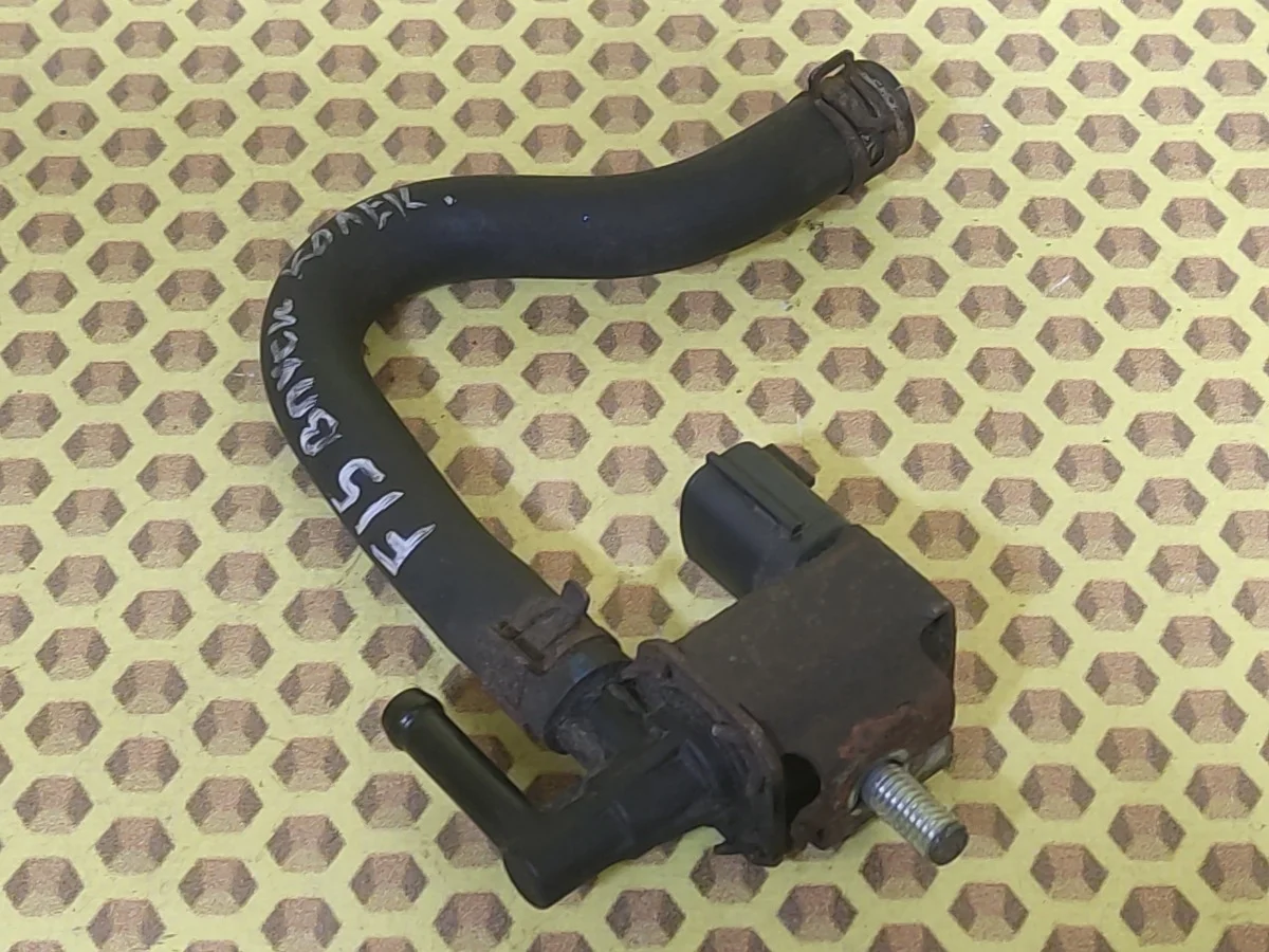 Клапан вакуумный соленоид Nissan Juke 2013 149301KA0A F15 HR16DE