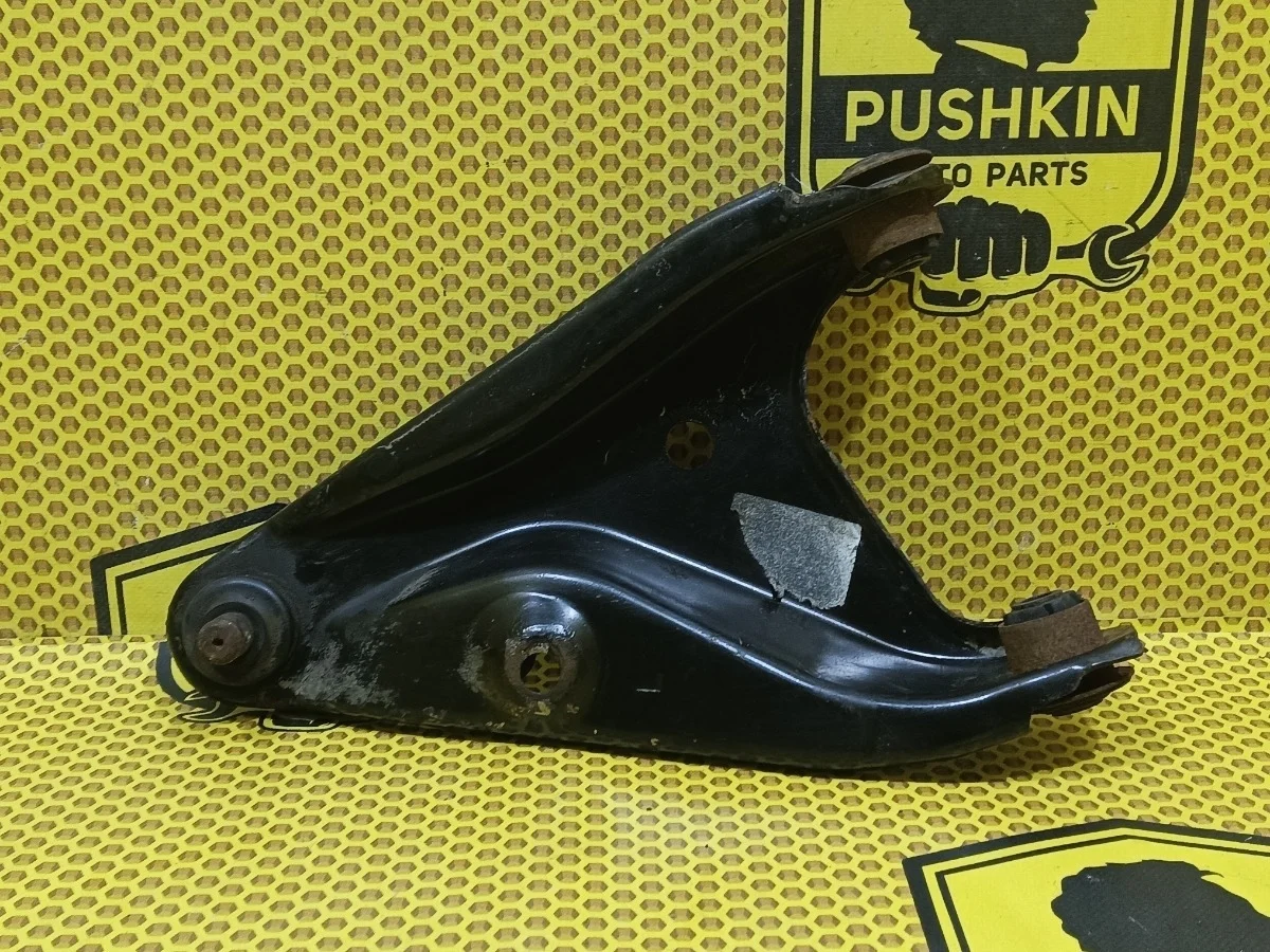 Рычаг нижний Nissan Almera 2014 5450100Q1H G15 K4M, передний левый