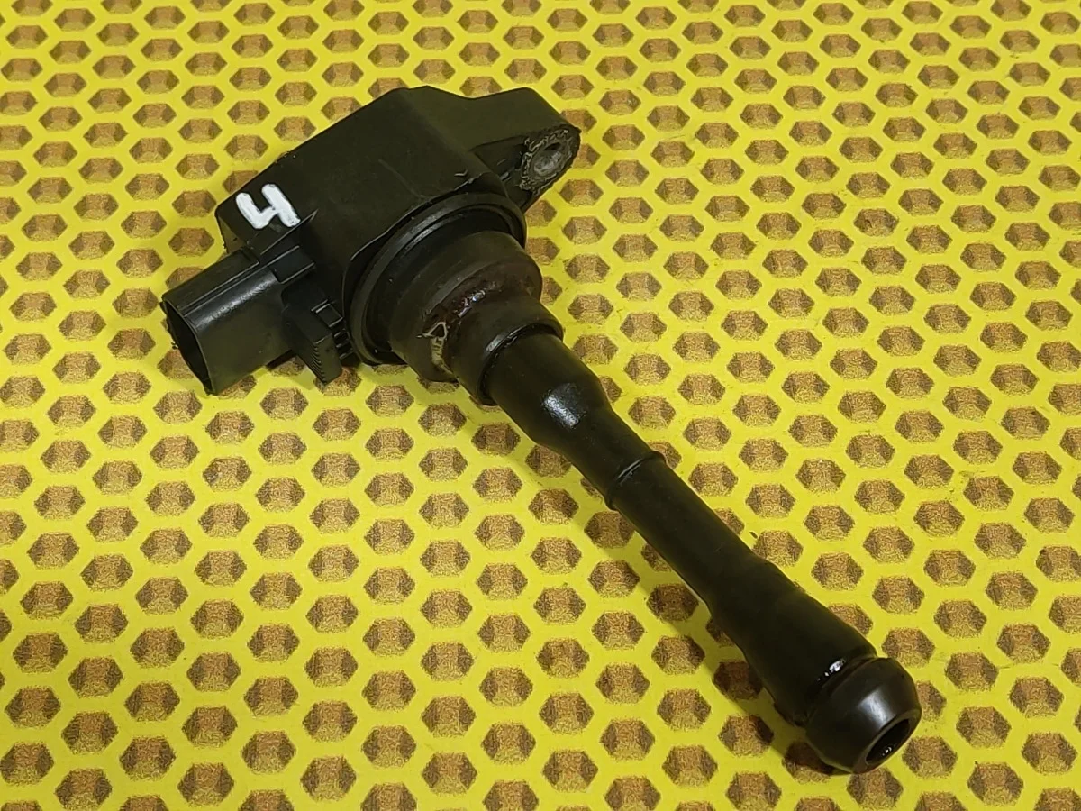Катушка зажигания Nissan Juke 2012 224481KT0A F15 MR16DDT