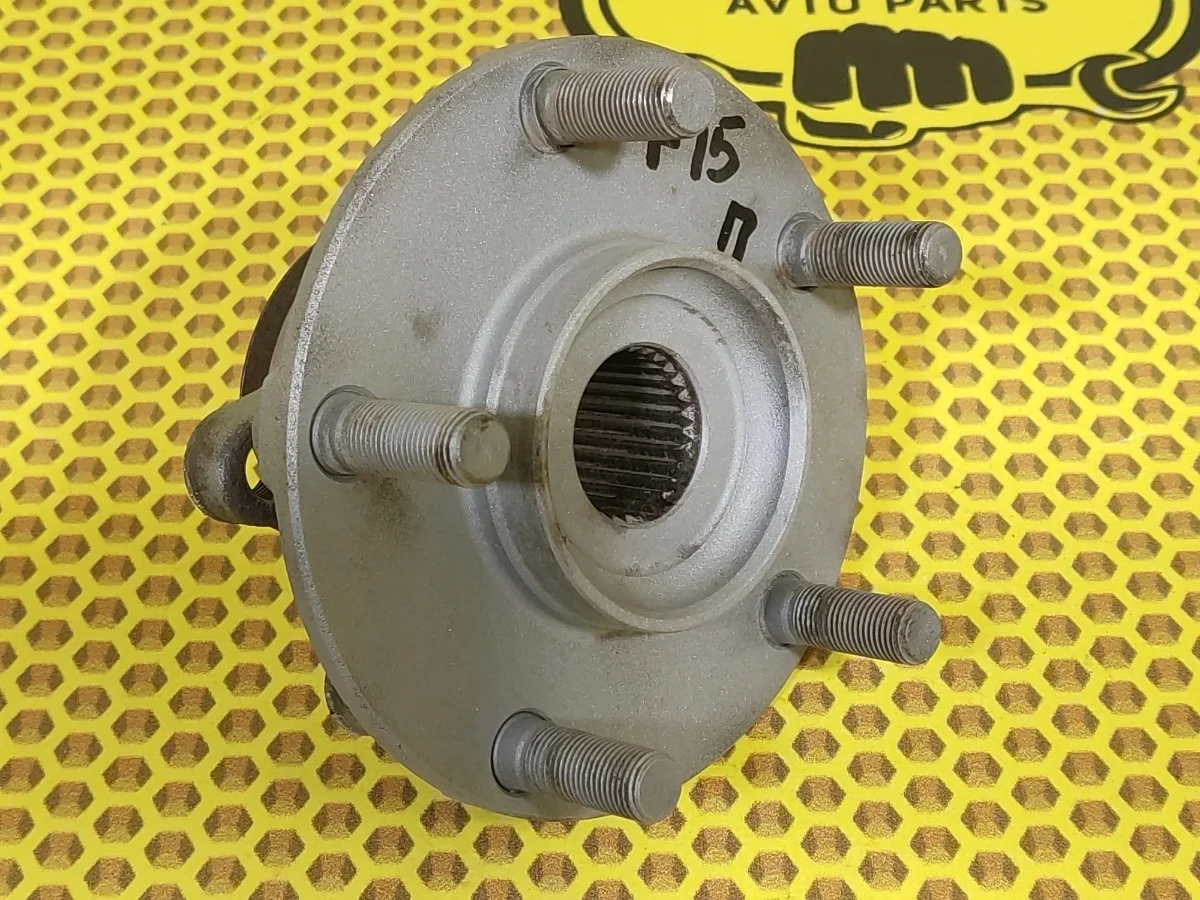 Ступица Nissan Juke 2012 402021KA0A F15 MR16DDT, передняя левая