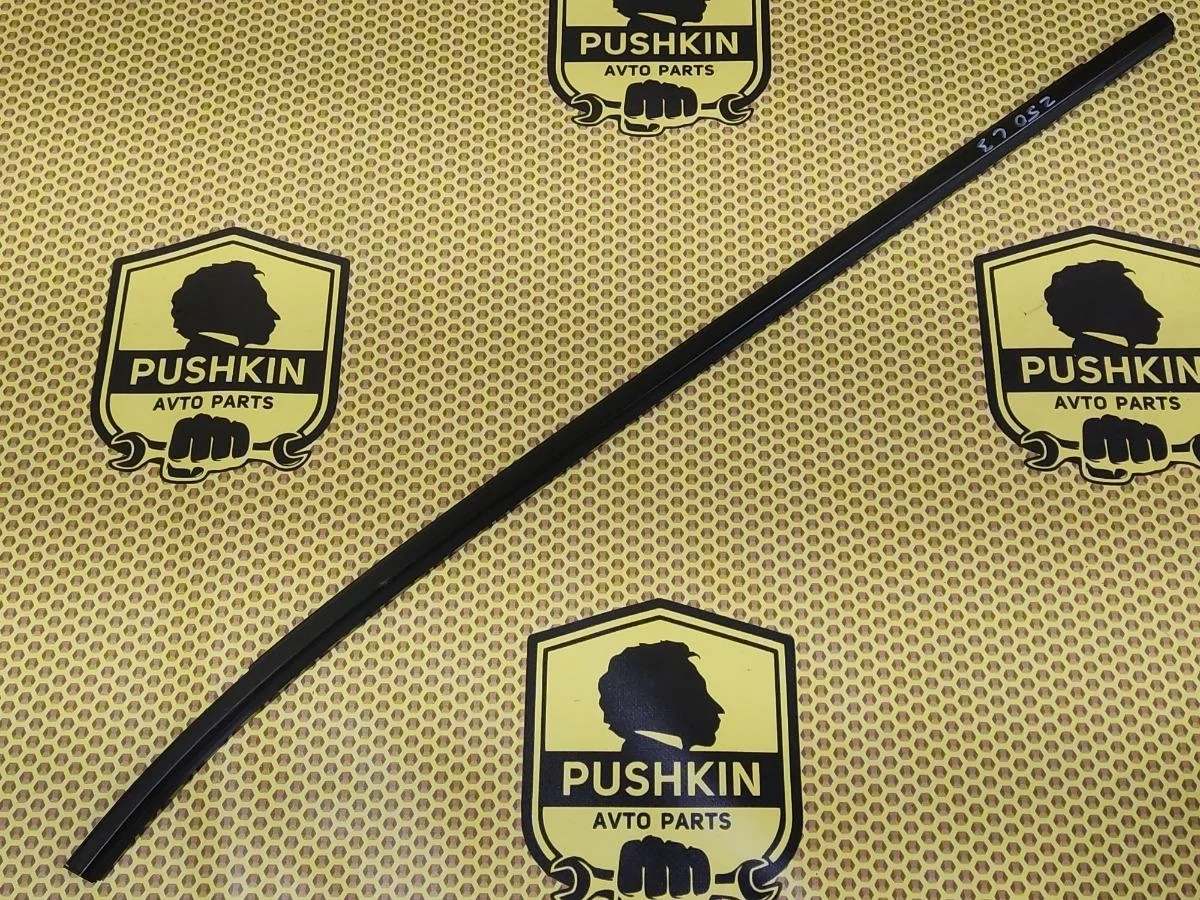 Бархотка внешняя Nissan Murano 2006 82821CA000 Z50 VQ35DE, задняя