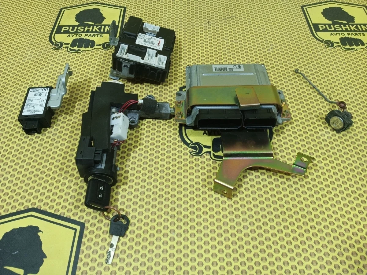 Комплект зажигания Nissan Murano 2006 23710CC00A Z50 VQ35DE