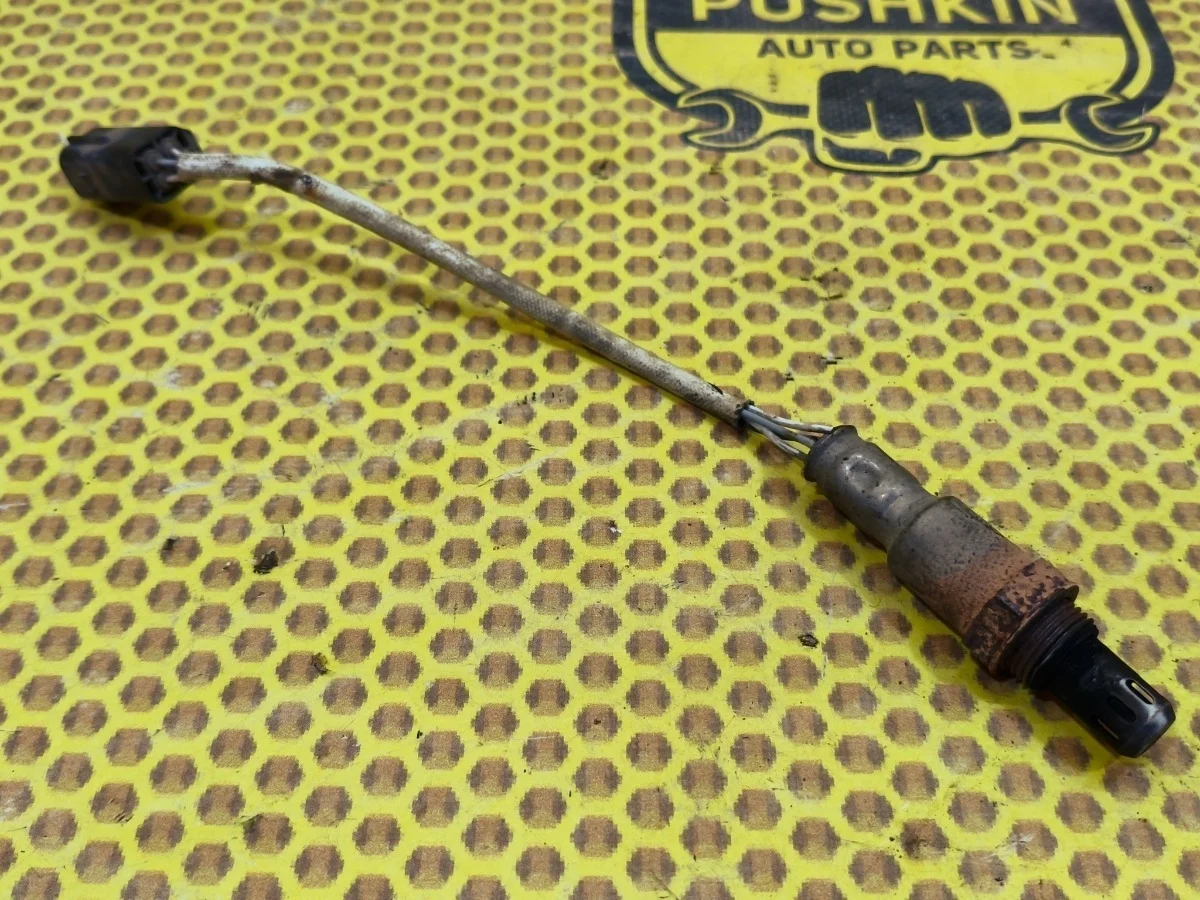 Датчик кислорода нижний Nissan Patrol 2013 226A0EN21A Y62 VQ56VD, левый