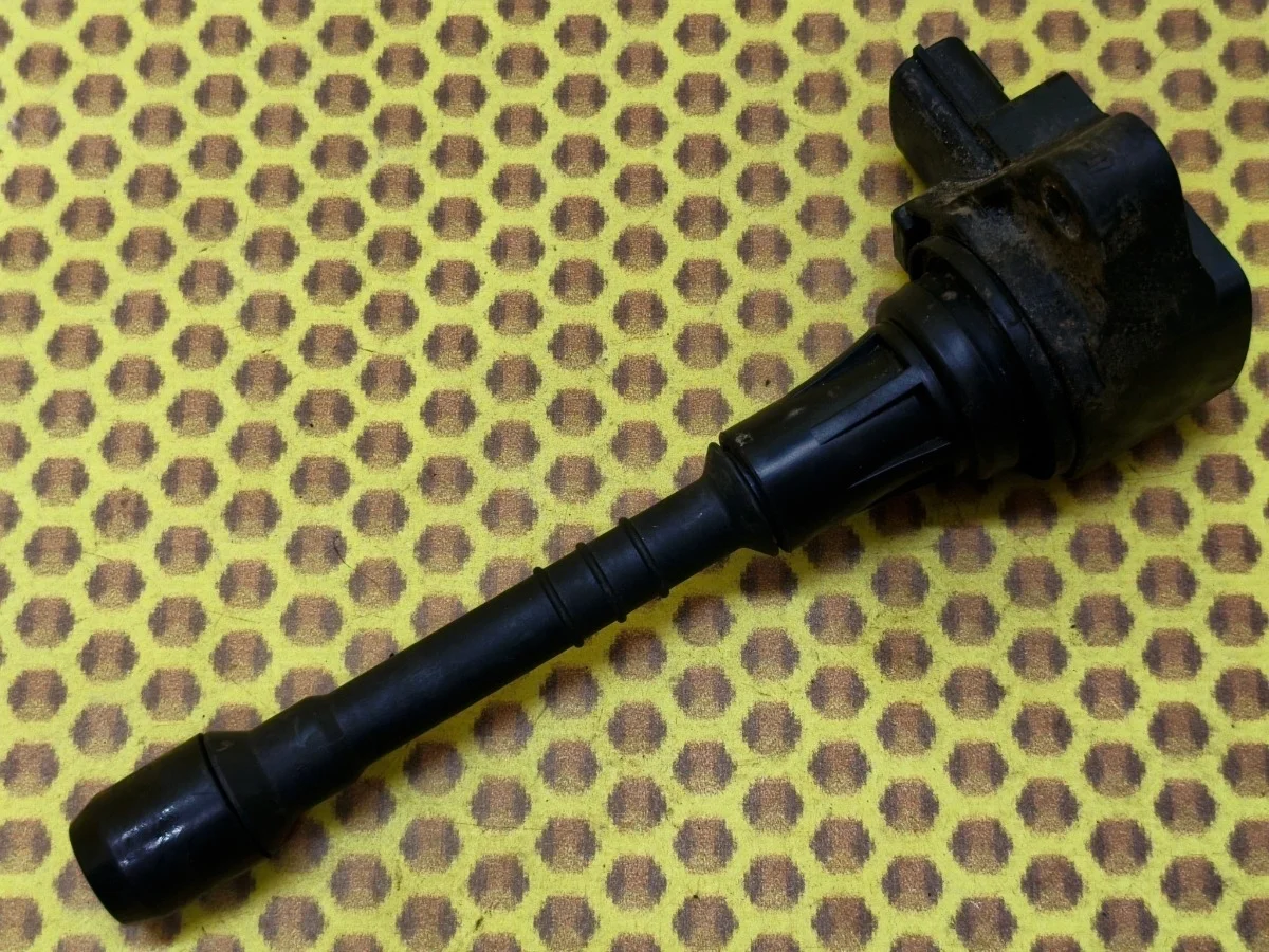 Катушка зажигания Nissan Patrol 2013 224481LA0B Y62 VQ56VD, левая