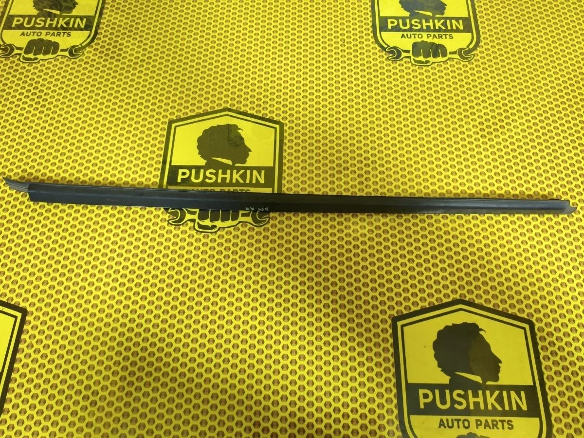 Бархотка внешняя Nissan Pathfinder 2006 80820EB300 R51 VQ40DE, передняя правая