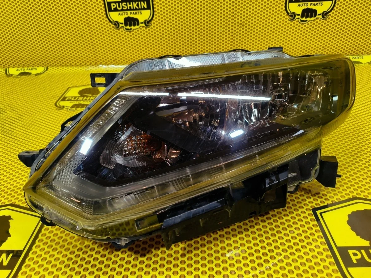 Фара Nissan X-Trail 2016 260604CC0C T32 MR20DD, левая