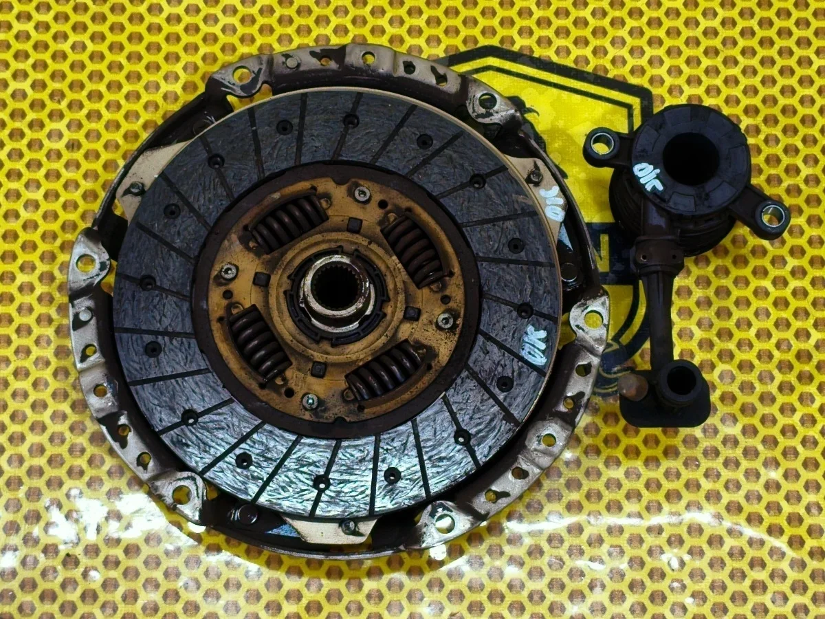 Комплект сцепления Nissan Qashqai 2008 30100ED800 J10 HR16DE