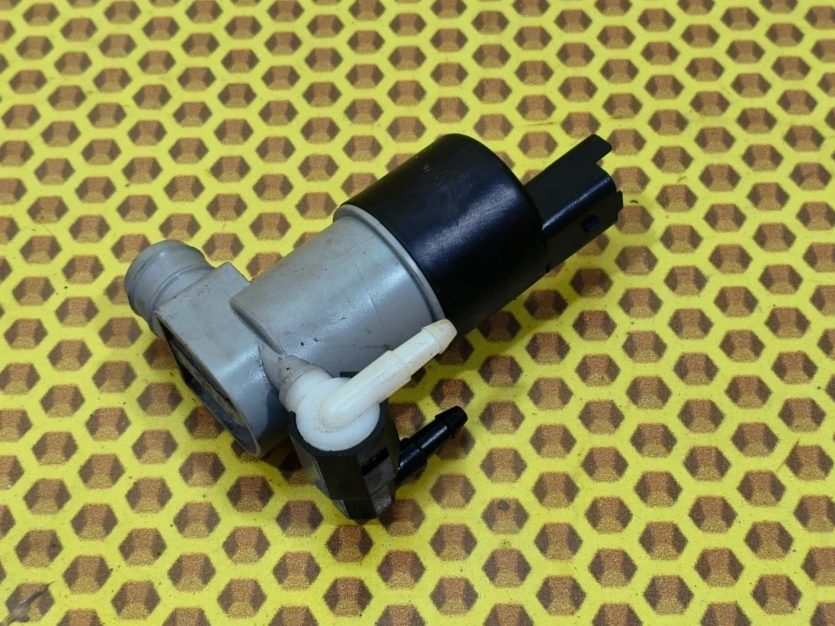 Насос омывателя фар Nissan Qashqai 2008 28920JD00A J10 HR16DE