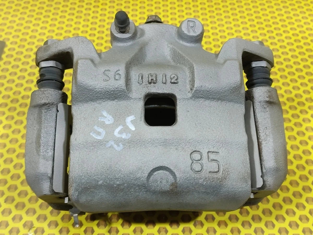 Суппорт Nissan Teana 2012 41001JN00A J32 VQ25DE, передний правый