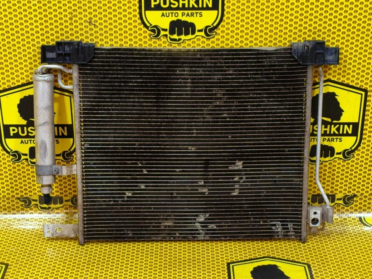 Радиатор кондиционера Nissan Juke 2011 921003DD0A F15 MR16DDT