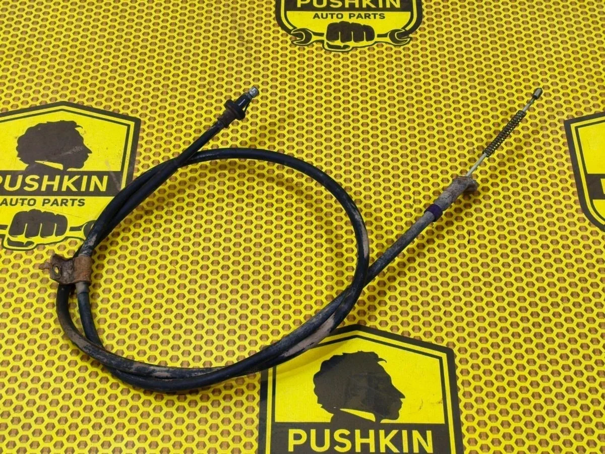 Трос ручника Nissan Juke 2011 365301KK0A F15 MR16DDT, правый