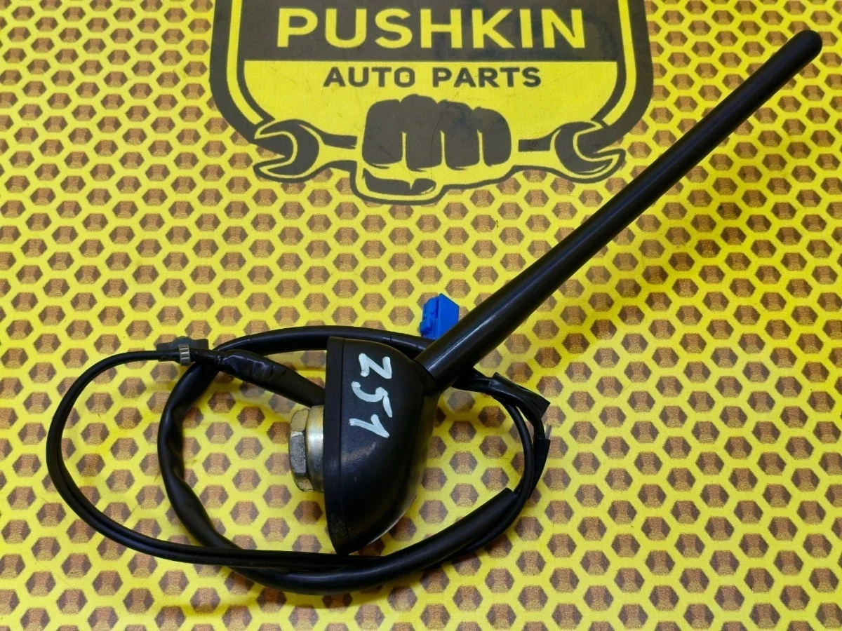 Антенна Nissan Murano 2011 282081AA2H Z51 VQ35DE