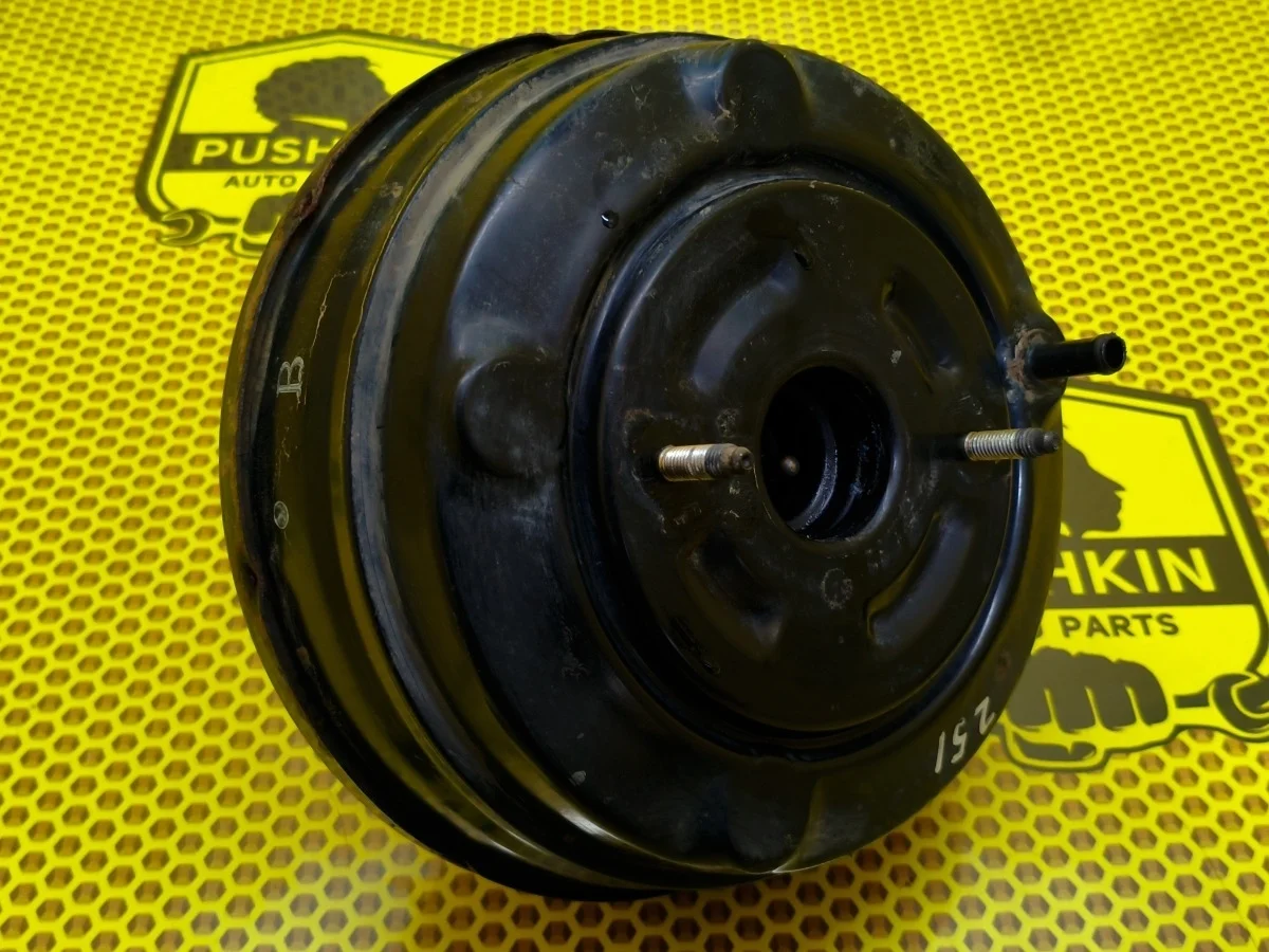 Вакуумный усилитель тормозов Nissan Murano 2011 D72101AA1B Z51 VQ35DE