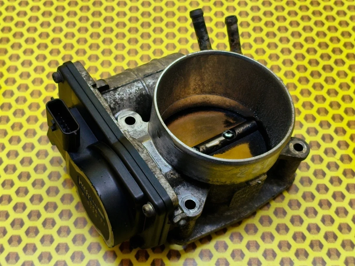 Дроссельная заслонка Nissan Murano 2011 16119JA10A Z51 VQ35DE