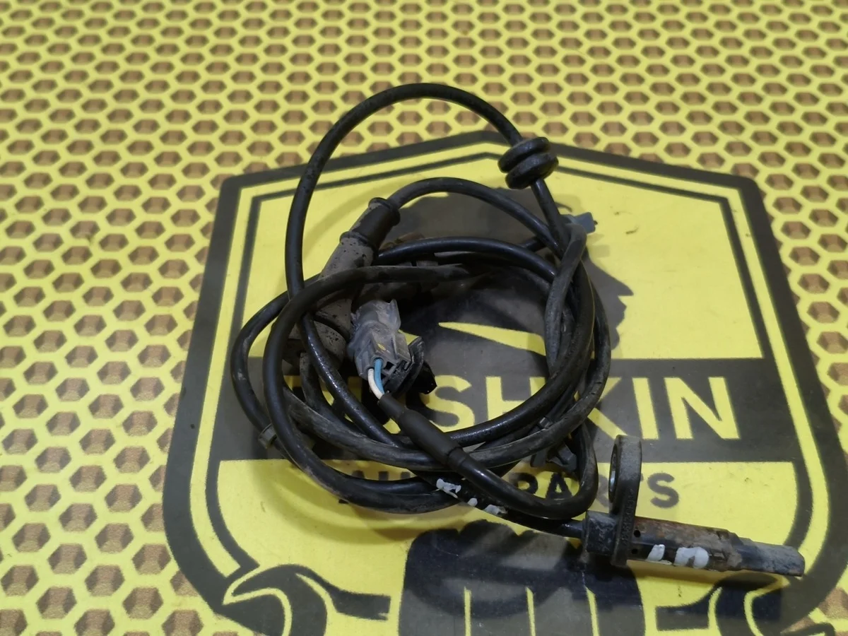 Датчик АБС Nissan Juke 2014 479101KA0A F15 HR16DE, передний левый