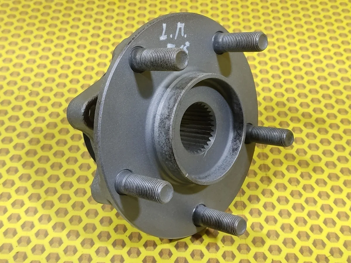 Ступица Nissan Juke 2014 402021KA0A F15 HR16DE, передняя левая