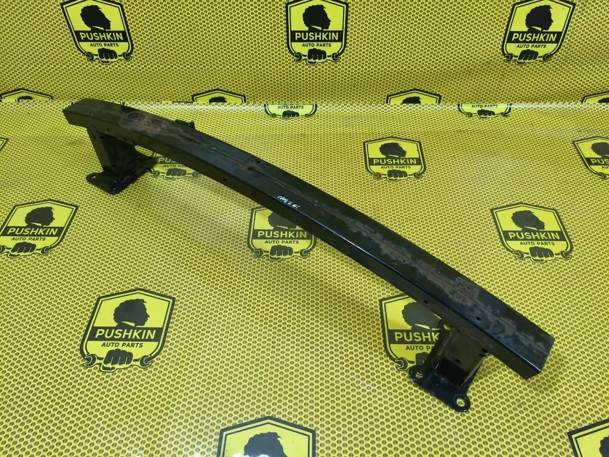 Усилитель бампера Nissan Qashqai 2011 62030JD000 J10 MR20DE, передний