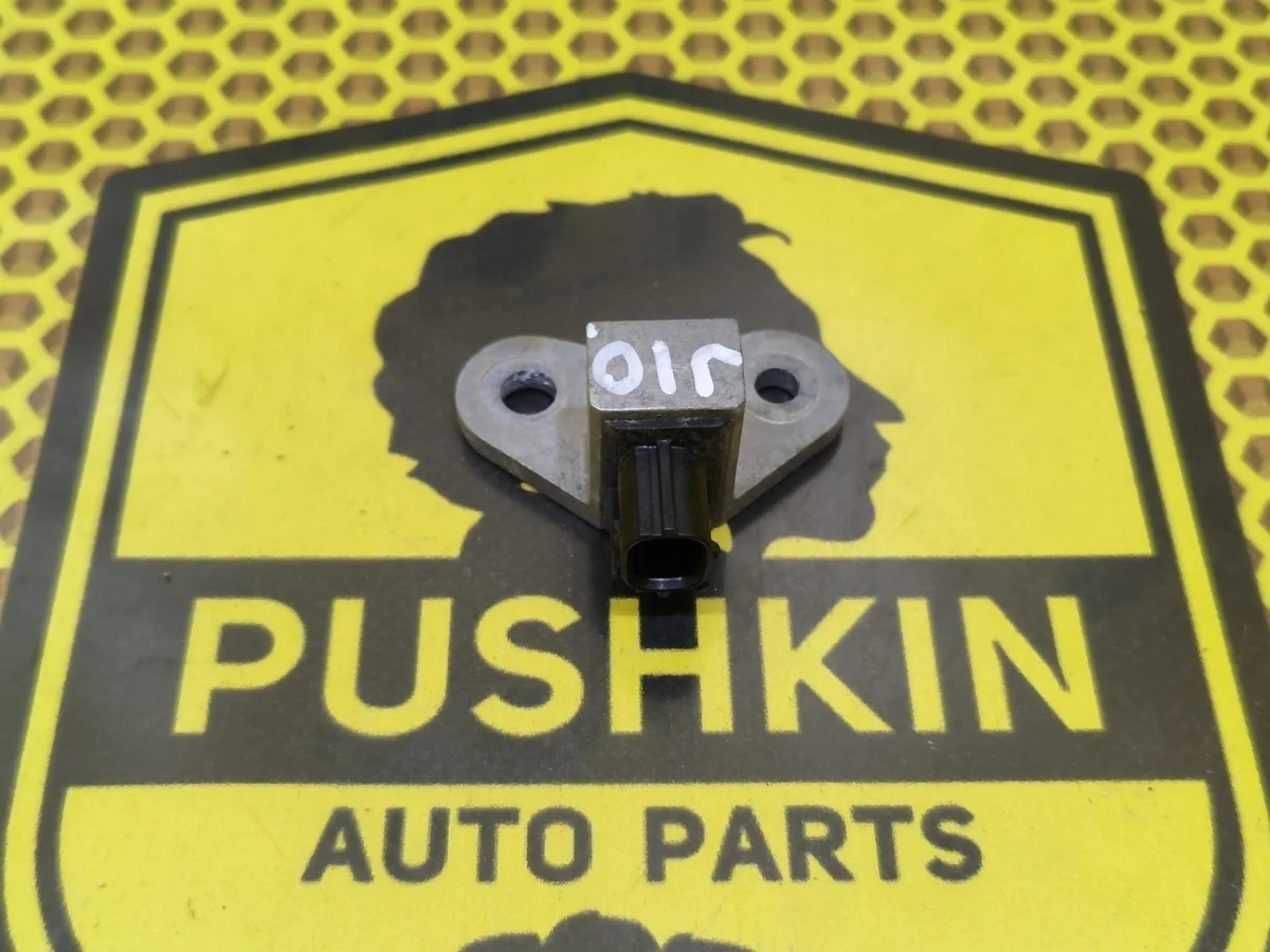 Датчик удара AIRBAG SRS Nissan Qashqai 2011 K88301GZ0A J10 MR20DE, левый