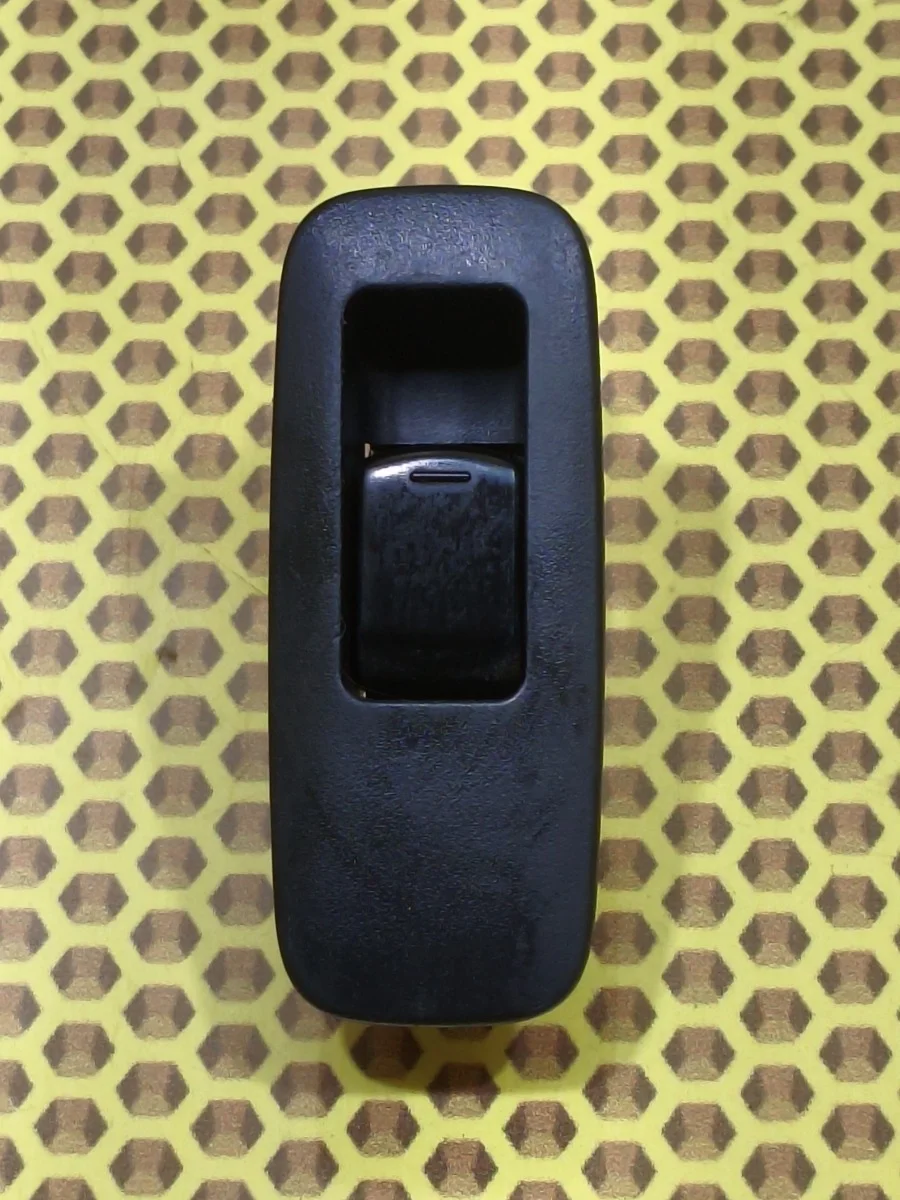 Кнопка стеклоподъемника Nissan Qashqai 2011 25411BR00A J10 MR20DE, задняя левая