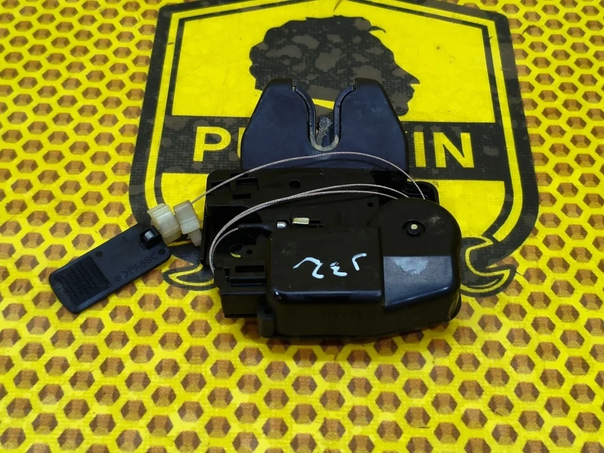 Замок багажника Nissan Teana 2013 84631JN00A J32 VQ25DE