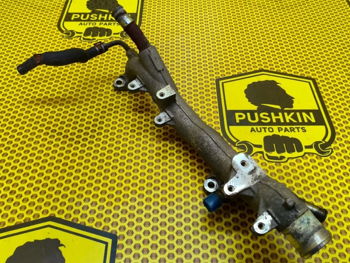 Трубка системы охлаждения Nissan Teana 2013 11060JA10A J32 VQ25DE