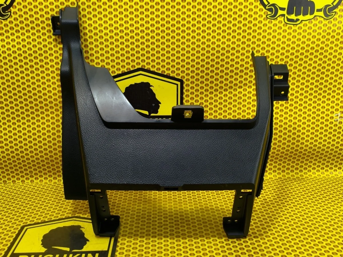 Накладка консоли Nissan X-Trail 2007 68104JG40A T31 QR25DE