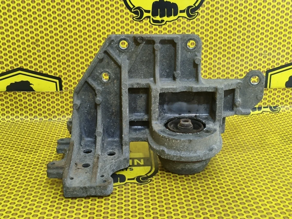 Опора двигателя Nissan X-Trail 2007 11220JG31B T31 QR25DE, левая