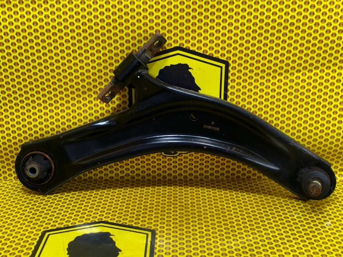 Рычаг нижний Nissan X-Trail 2007 54500JG000 T31 QR25DE, передний правый