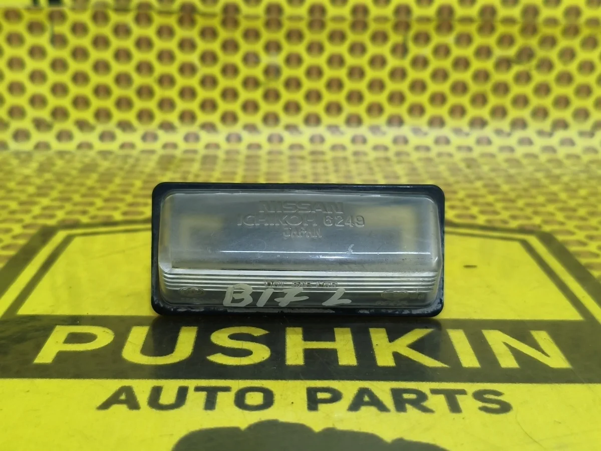 Подсветка номера Nissan Sentra 2015 265109Y00A B17 HR16DE