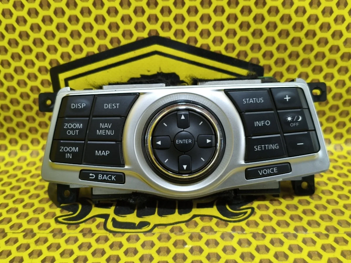 Блок управления магнитолой Nissan Teana 2011 28395JN90A J32 VQ35DE