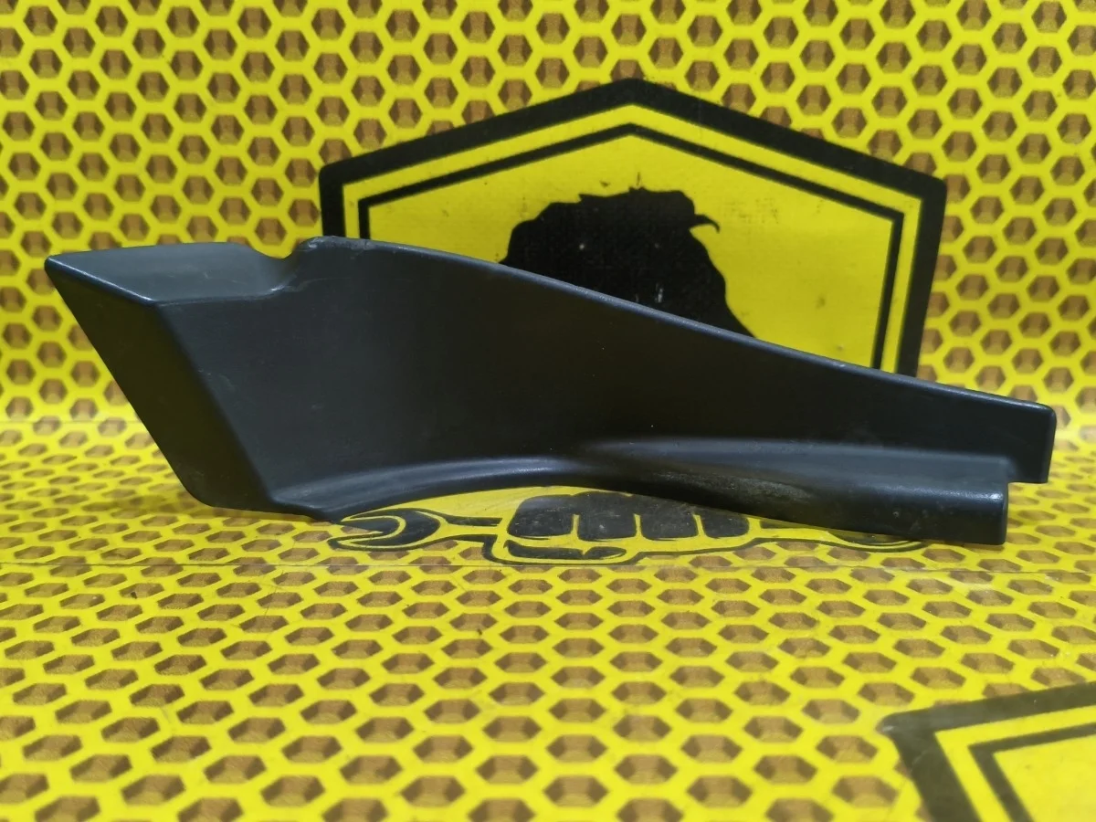 Накладка жабо уголок Nissan Teana 2011 65450JN20A J32 VQ35DE, правая