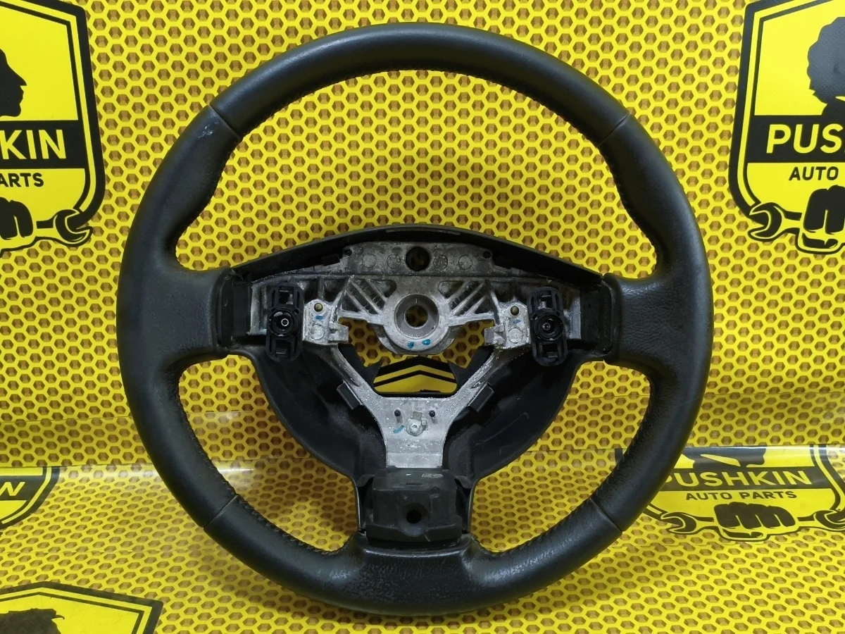 Руль Nissan Qashqai 2011 48430JD01D J10 MR20DE
