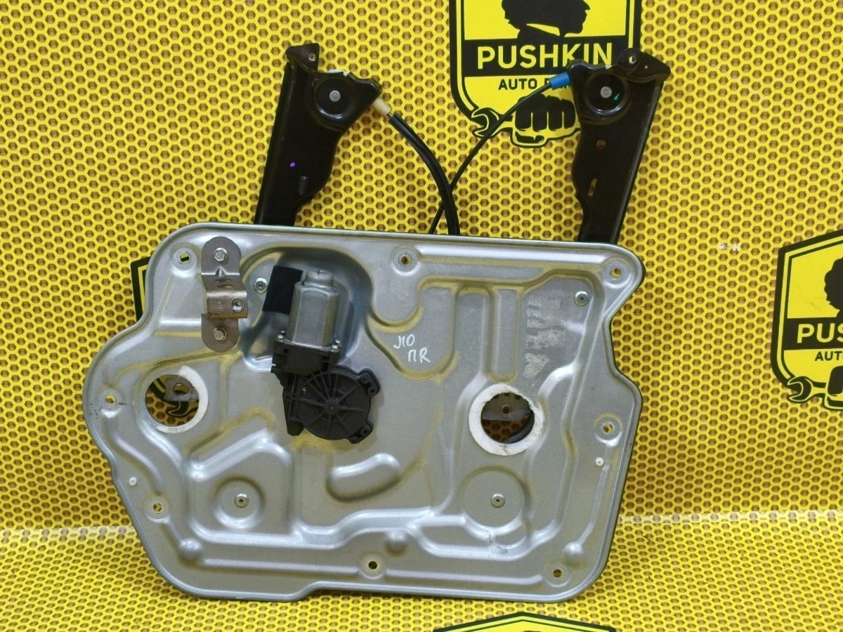 Стеклоподъемник Nissan Qashqai 2011 80770JD00A J10 MR20DE, передний правый