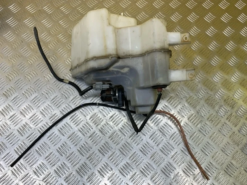 Бачок омывателя Infiniti Fx 30D ( 2002-2013) 2011 289101DR0A 3.0 D V9X