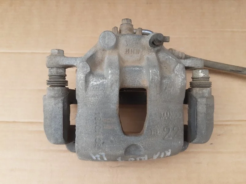 Суппорт тормозной Hyundai Solaris 1